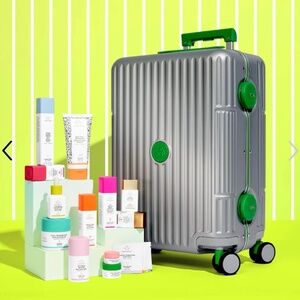 NEW Unopened Drunk Elephant The Trunk 8.0 Holiday Gift Set